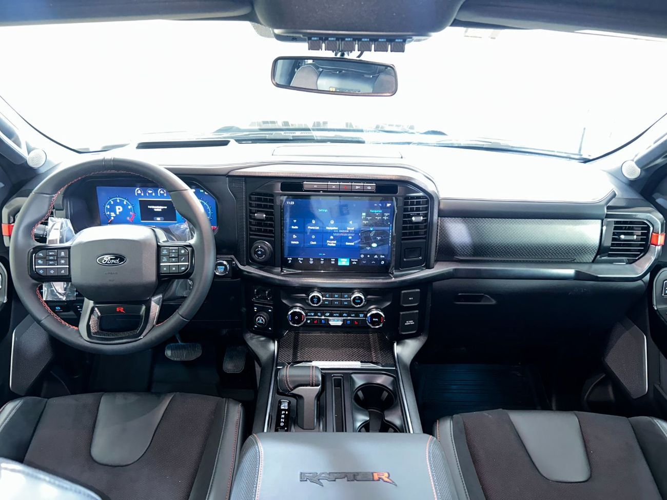 فورد F 150 RP1824 F150 RAPTOR R CREW 5.2L V8 AT LTHR + COOLER BOX