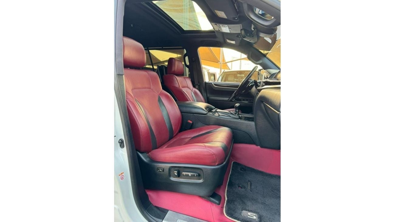 Lexus LX 570 Signature Black Edition LX570 SIGNAITUR 2018 (صبغ وكاله بدون حوادث) ,Free accident ،٪؜ Original pain