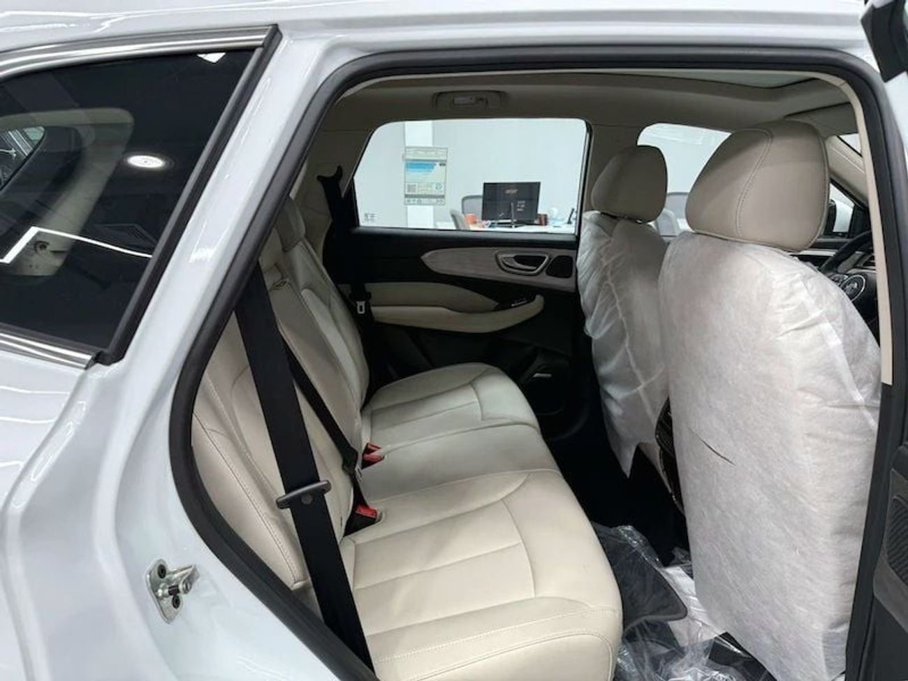 MG RX5 1.5T LUX White