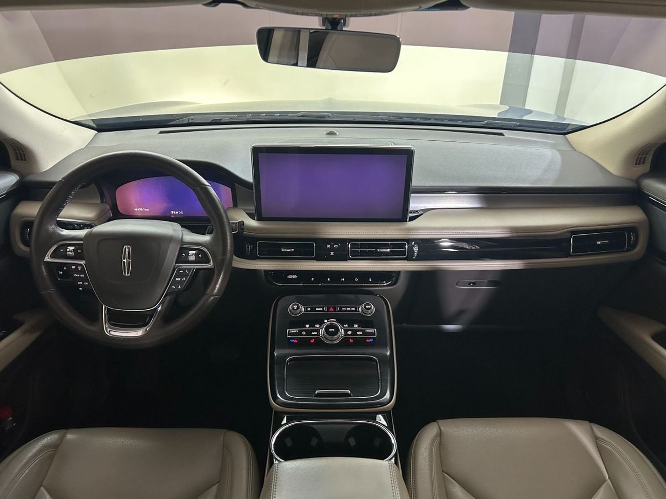 لينكولن ناوتيلوس BASE NAU123 / AL TAYER MOTOS / AL QOUZ SHOWROOM