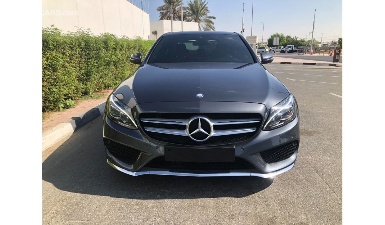 مرسيدس بنز C200 UNLIMMITED KM WARRANTY Mercedes-Benz C200 ONLY 1620X60 MONTHLY