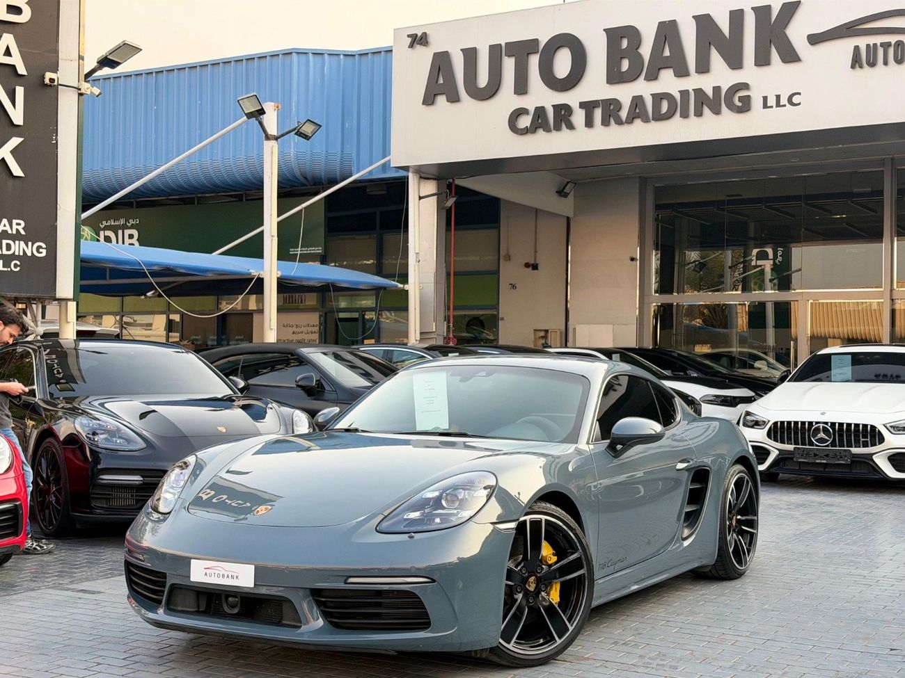 Porsche 718 Cayman Std 2.0L A/T