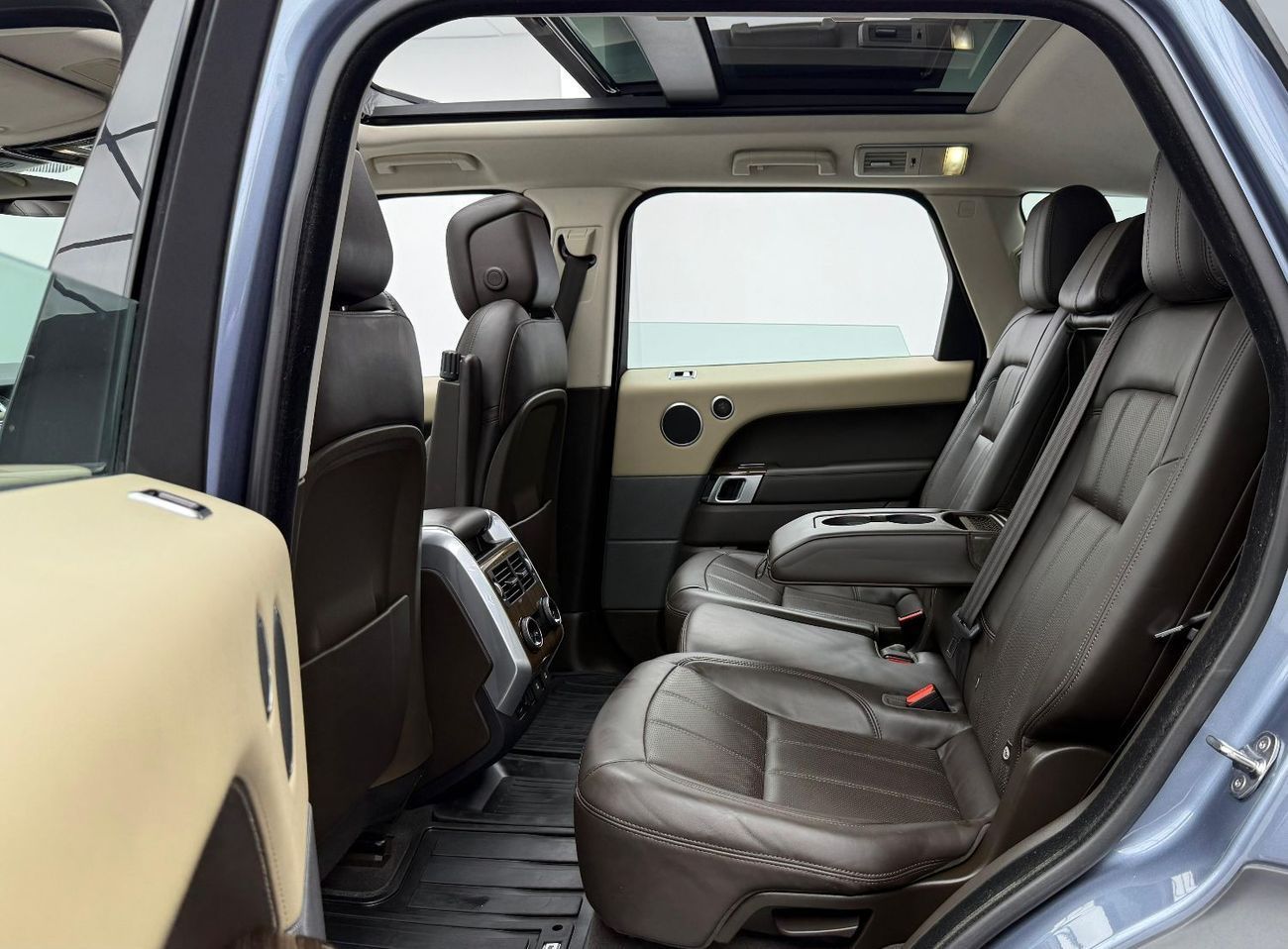 لاند روفر رينج روفر سبورت HSE 3.0L (340 HP) 2021 Range Rover Sport HSE, Warranty, Full Range Rover Serviec History, Excellent