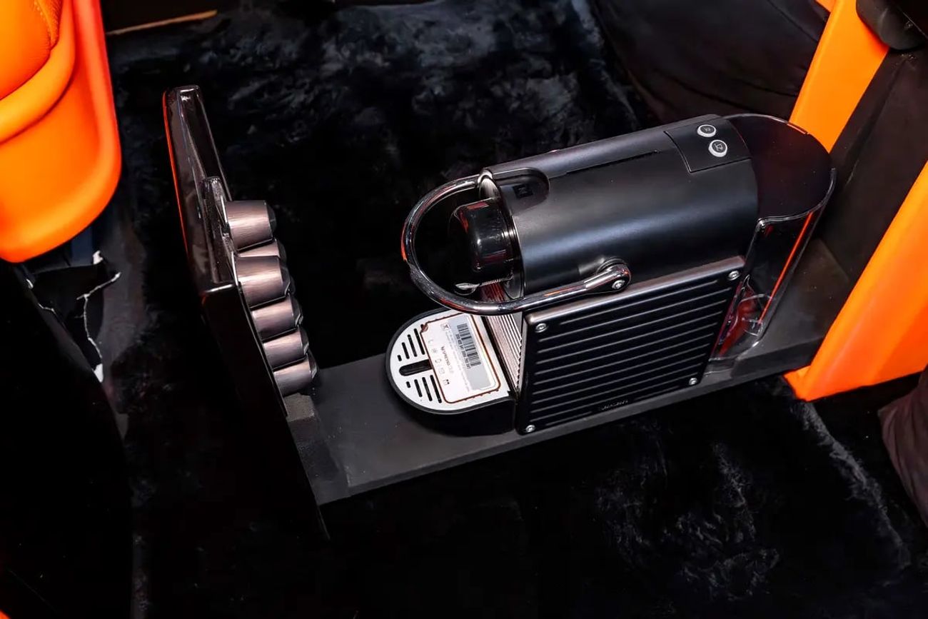 مرسيدس بنز V 250 Std 2.1L