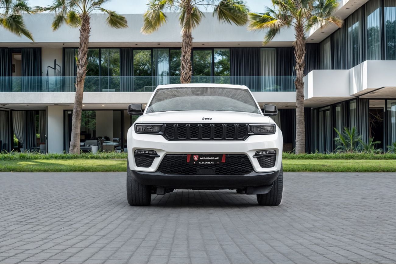 جيب جراند شيروكي Under Warranty | Low KM! | 2,448 P.M | 0% Downpayment | Under Warranty | Low KM! | Ramadan Offer!