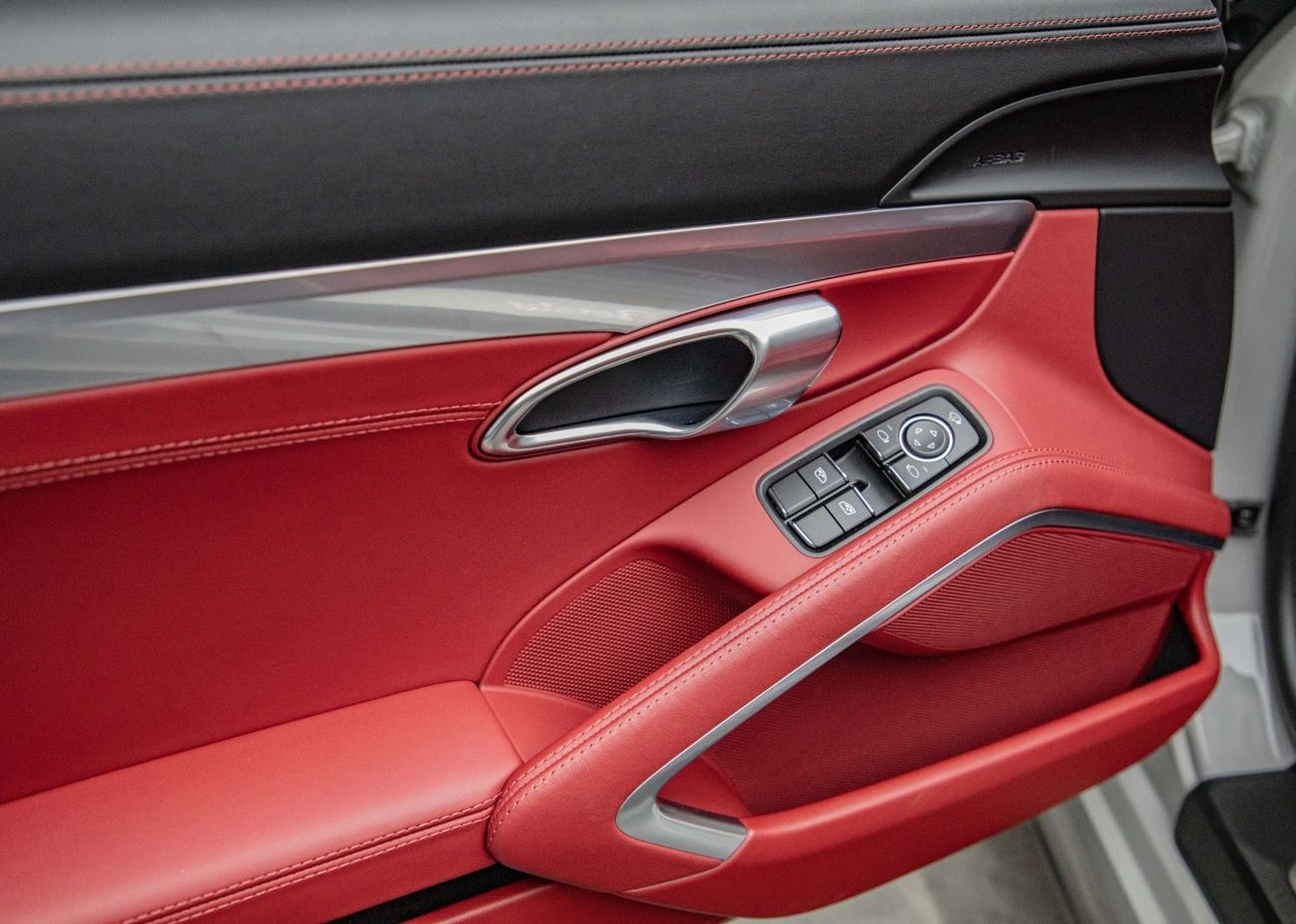 Porsche 718 Boxster Std 2.0L A/T 5,335x60 • 20%DP • 2024 Porsche 718 Boxster Style Edition 2.0L 300 BHP • Porsche Warran