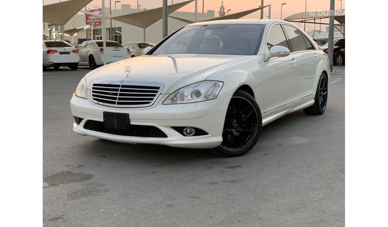 Mercedes-Benz S 550 Mercedes benz S550 MODEL 2009 car prefect condition full option low mileage sun roof leather seats b