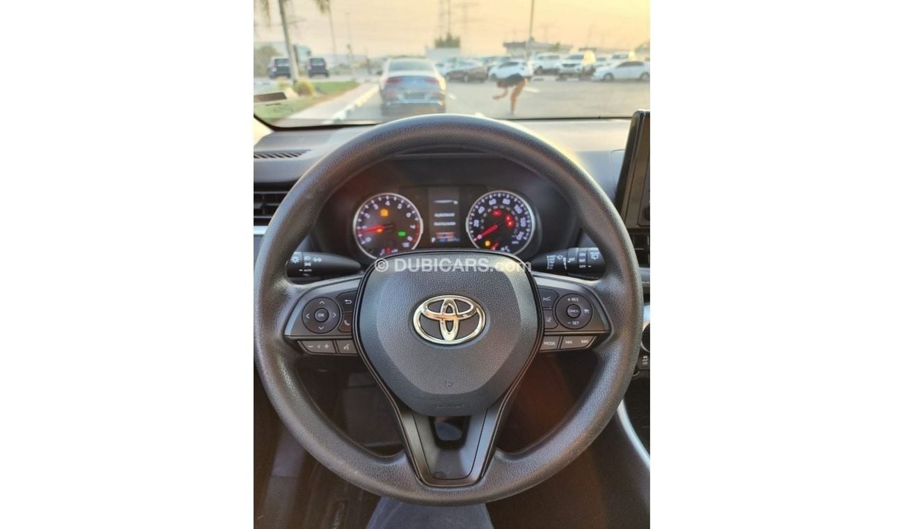 Toyota RAV4 TOYOTA RAV4 XLE FULL OPTION 2022 MODEL