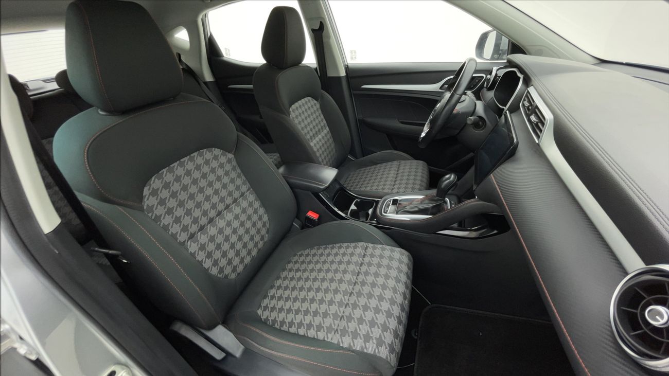 MG ZS STD 1.5 | Zero Down Payment | Home Test Drive