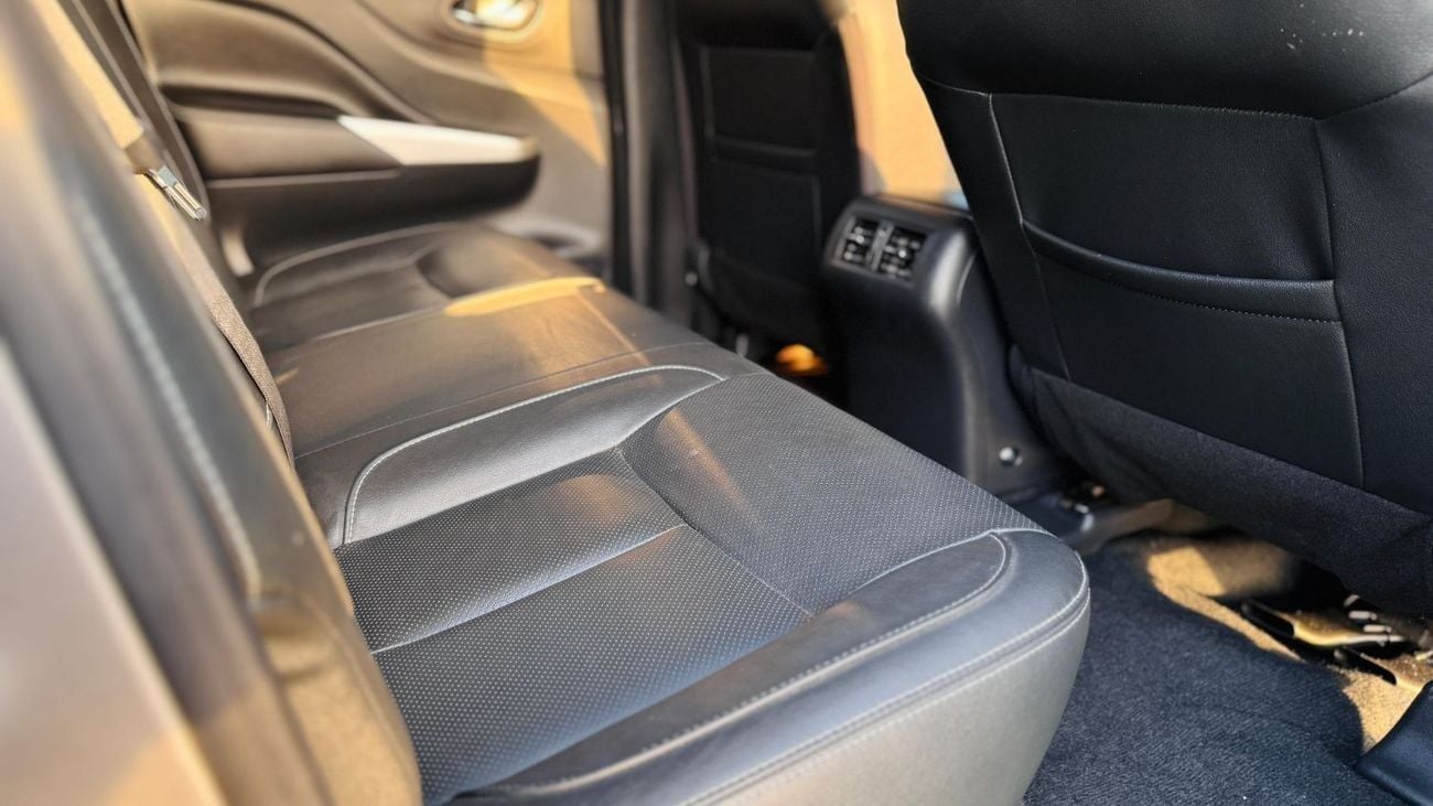 Nissan Navara DOUBLE CAB | ADVENTURE READY | 4WD | RHD | 2017 | 2.3L DIESEL ENGINE | AUTOMATIC TRANSMISSION | GREY