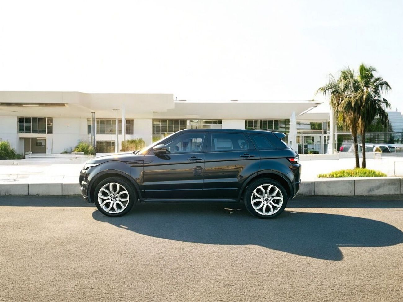 Land Rover Range Rover Evoque SE 2.0L SUV (5 Door)  2012 | GCC SPECS | PANORAMIC ROOF