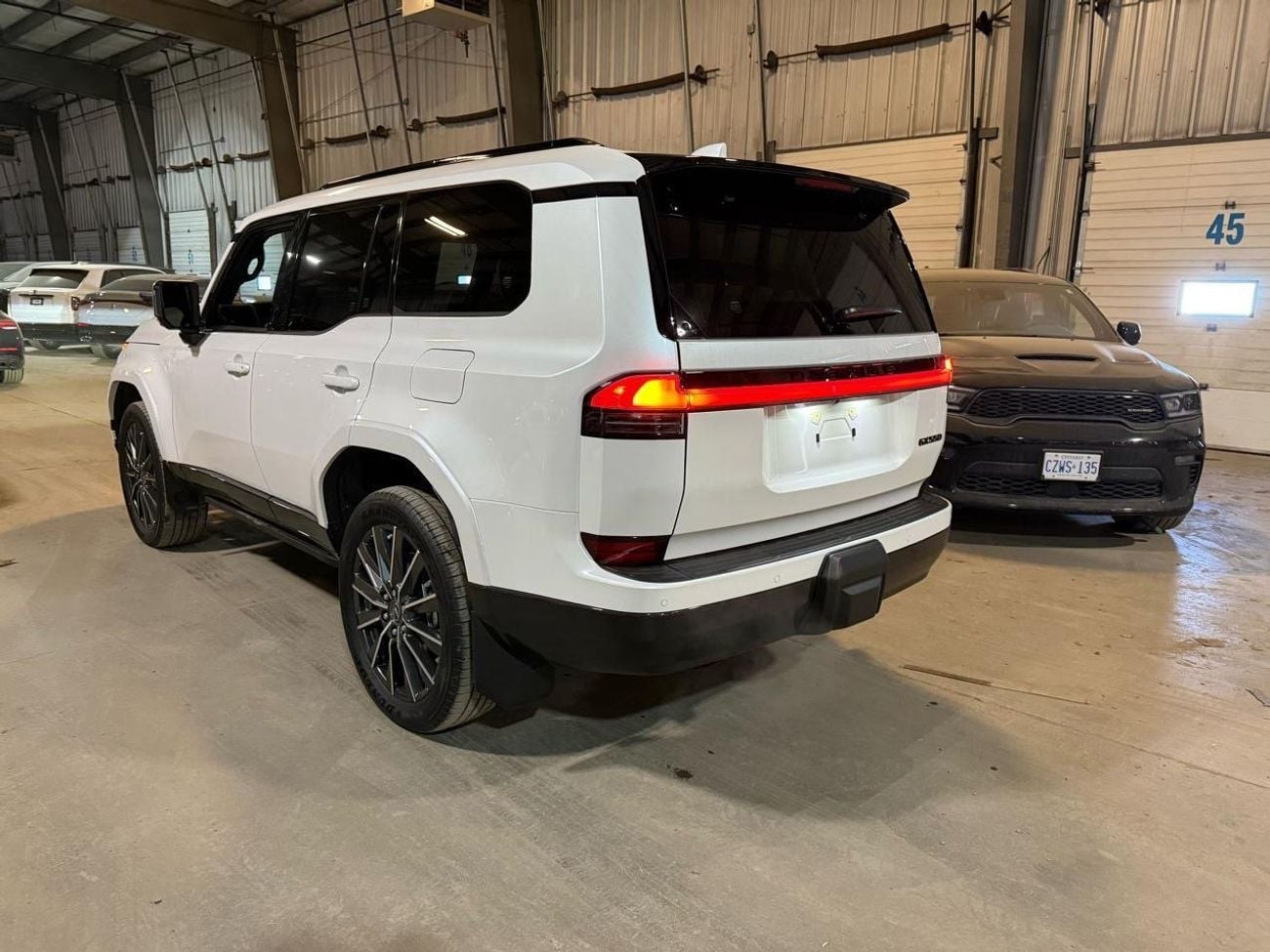 لكزس GX550 26/26 LUXURY PLUS