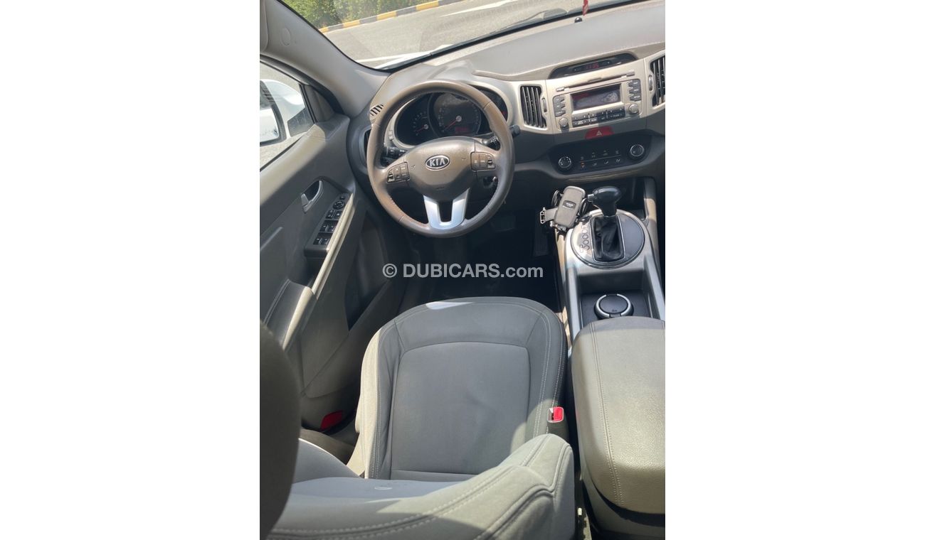 Kia Sportage Kia Sportage 2,0 (GCC- SPEC) - 2011- VERY GOOD CONDITION