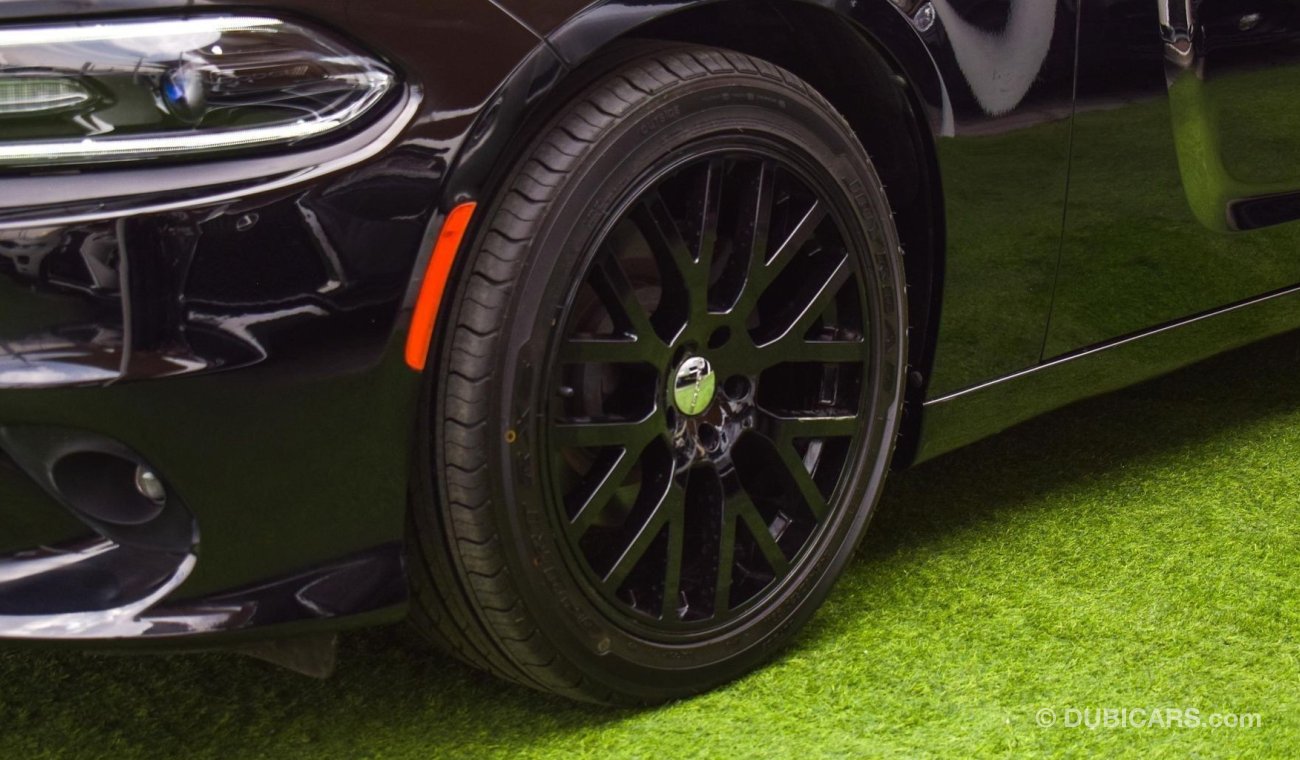 Dodge Charger R/T 5.7 HEMI