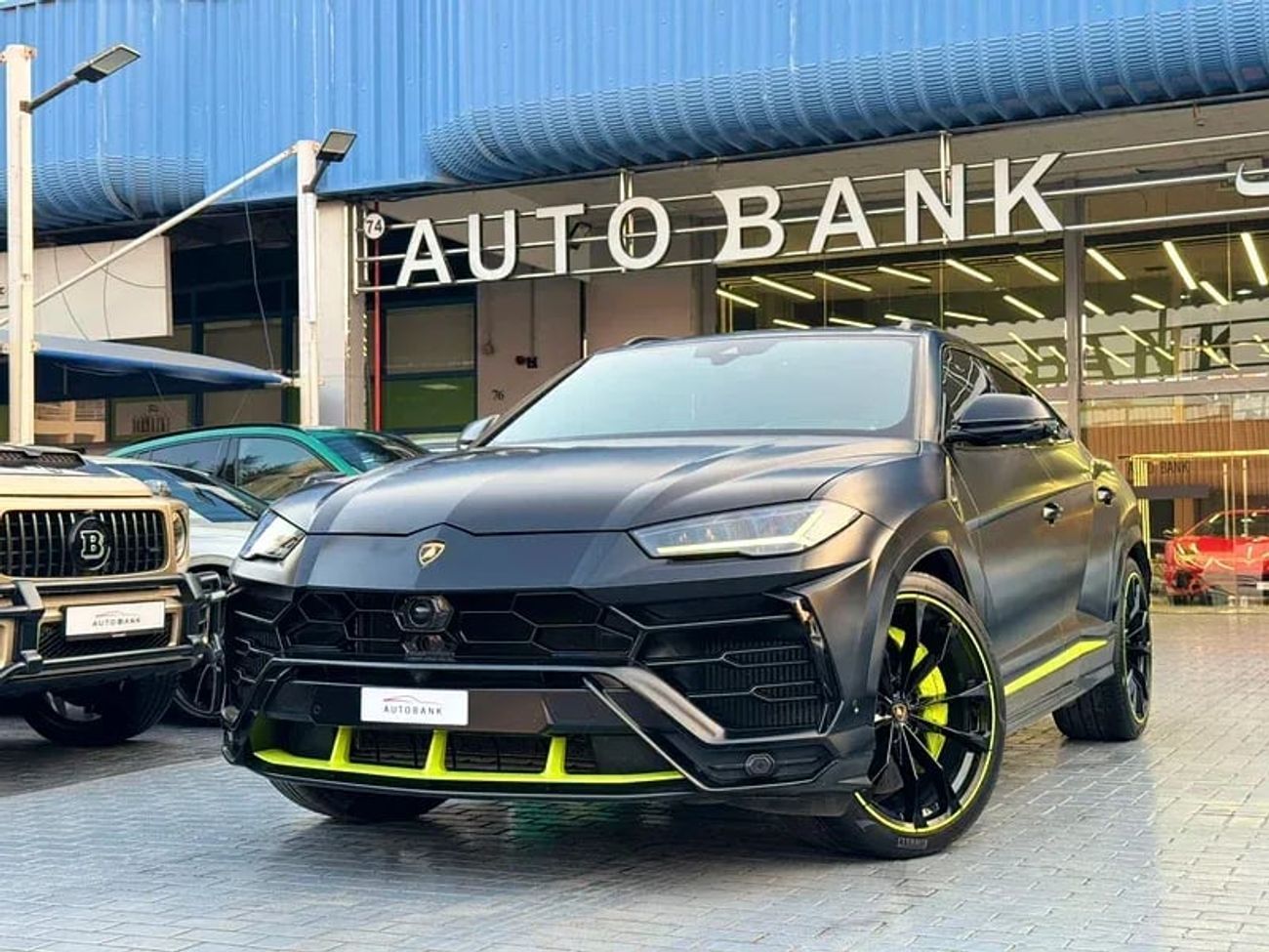 Lamborghini Urus STD 4.0T V8