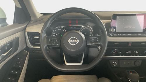 نيسان إكس تريل 2.5 SV1 4WD 7STR AUTO | شامل الضمان | 0 ﺪﻔﻋﺓ ﺃﻮﻟﻯ