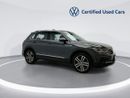 فولكس واجن تيجوان ELEGANCE 2.0L | Panoramic Sunroof with Leather Seats | VW Certified | GCC Specs | Showroom Co