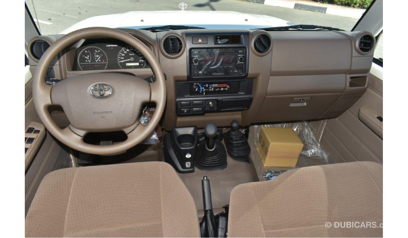 Toyota Land Cruiser Pick Up 79 DOUBLE CAB  V8 4.5L TURBO DIESEL 4WD MT