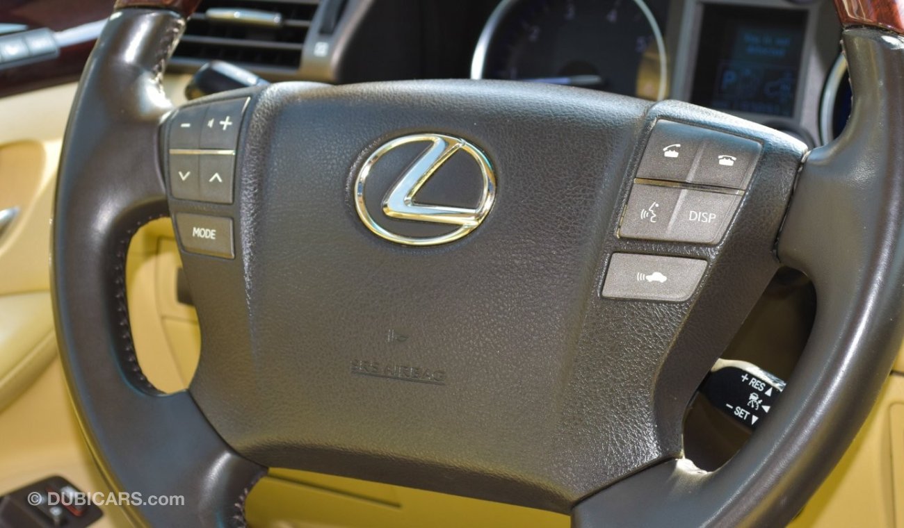 Lexus LX570