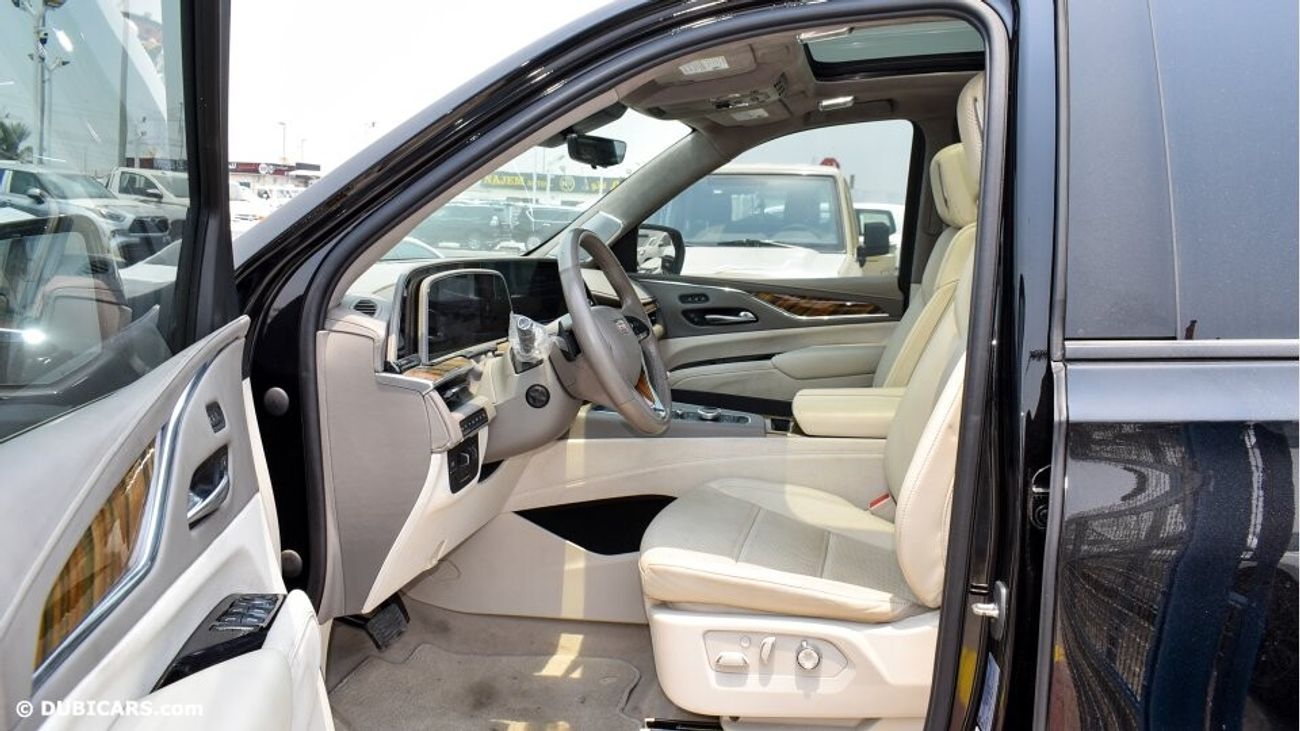 كاديلاك إسكالاد 6.2L Sport Platinum 600 Onyx Edition LOW MILES