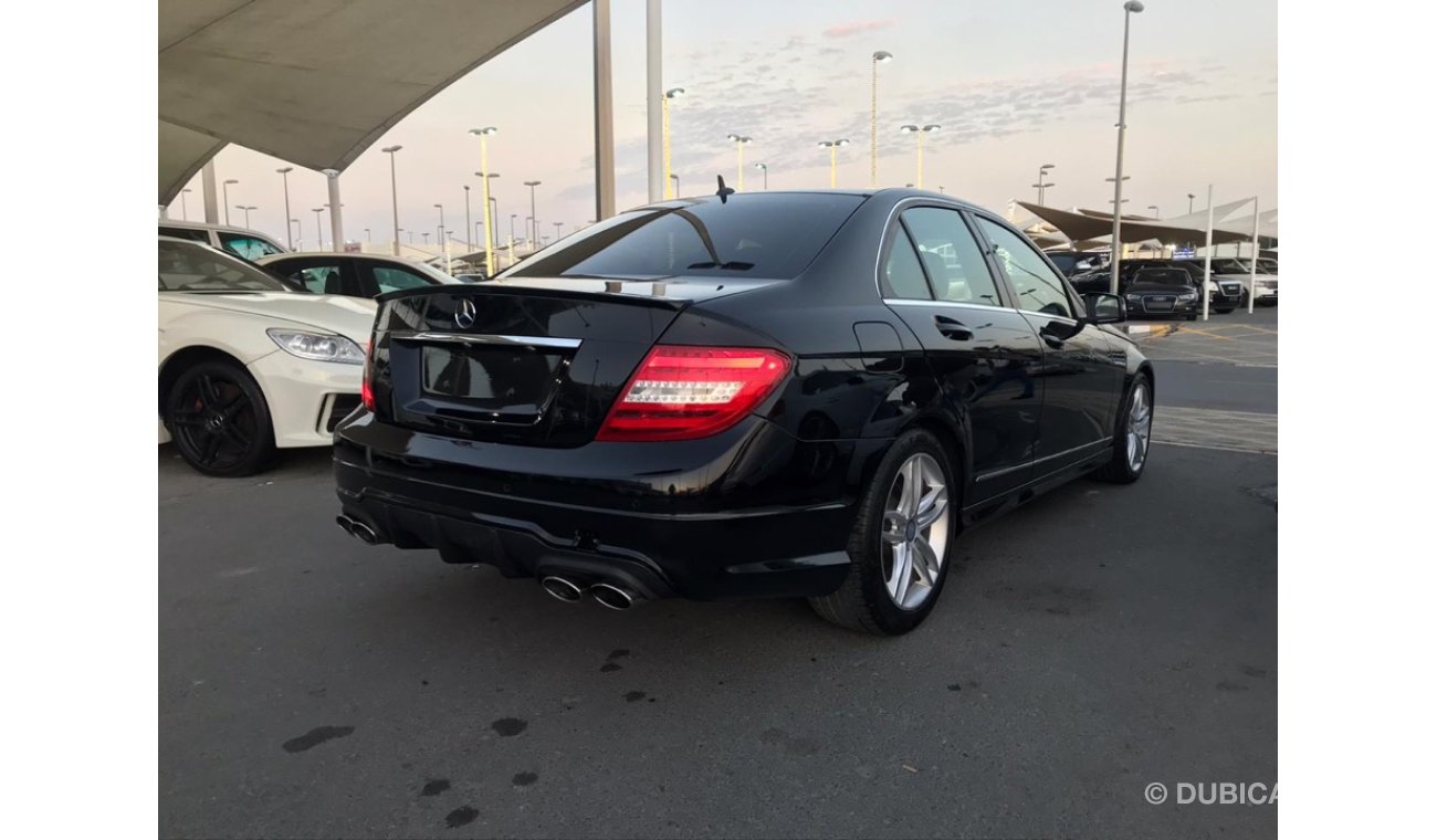 مرسيدس بنز C 250 مرسيدس C250 موديل 2013  كت 63 السياره حاله ممتازه من الداخل والخارج