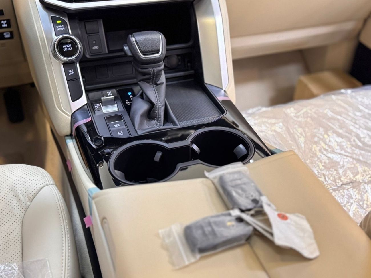 تويوتا لاند كروزر GXR 3.5L