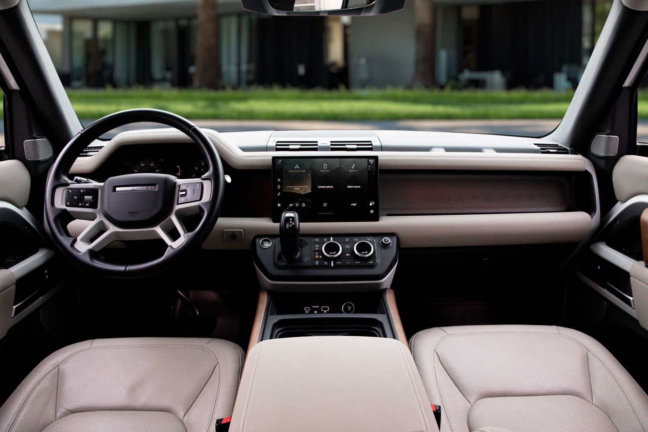 Land Rover Defender Defender P400 HSE | 6,169 P.M | 0% Downpayment | Agency Warranty!