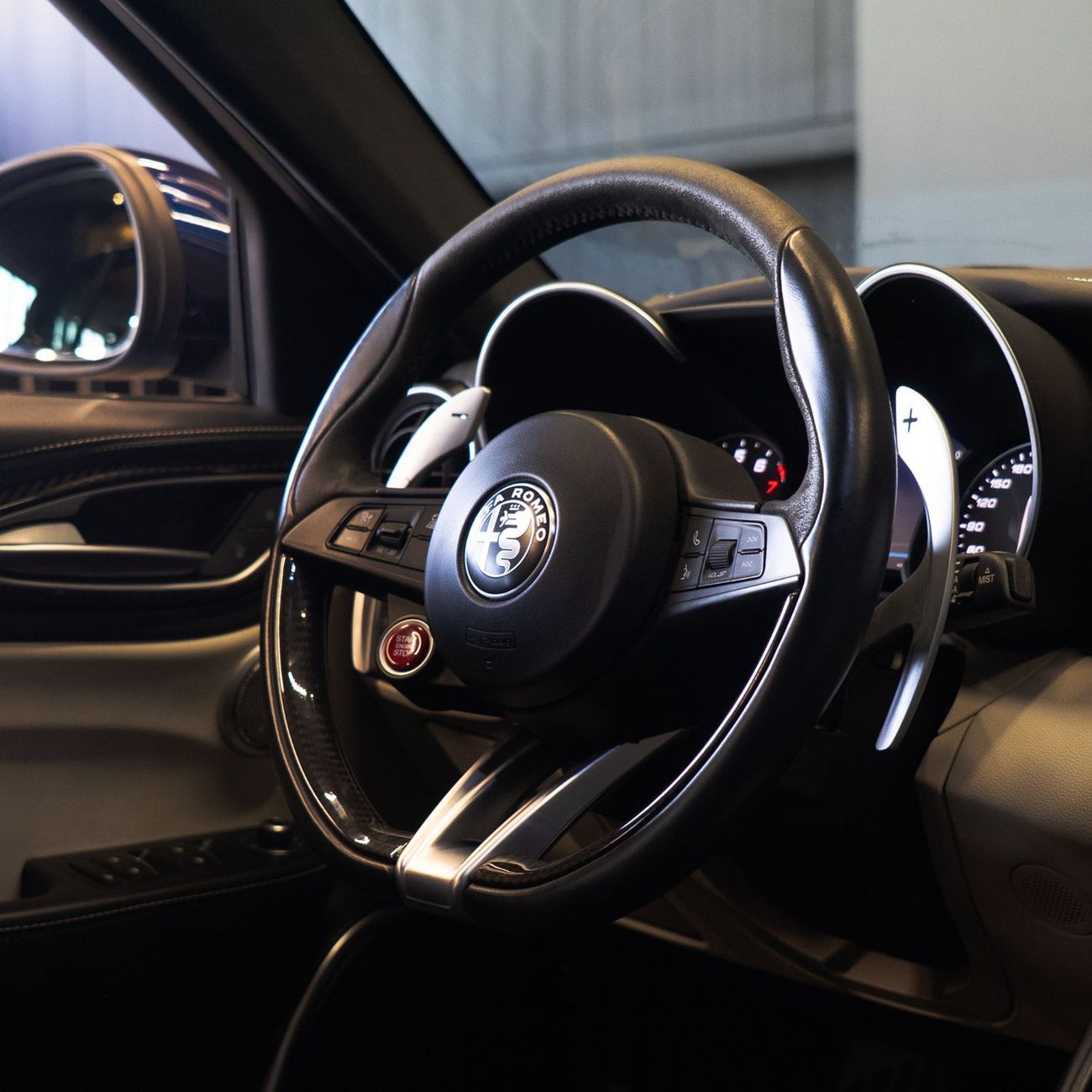 ألفا روميو جوليا Quadrifoglio 2.9L (505 HP) AED 3,161 pm • 0% Downpayment • Alfa Romeo Giulia Quadrifoglio •  Agency 