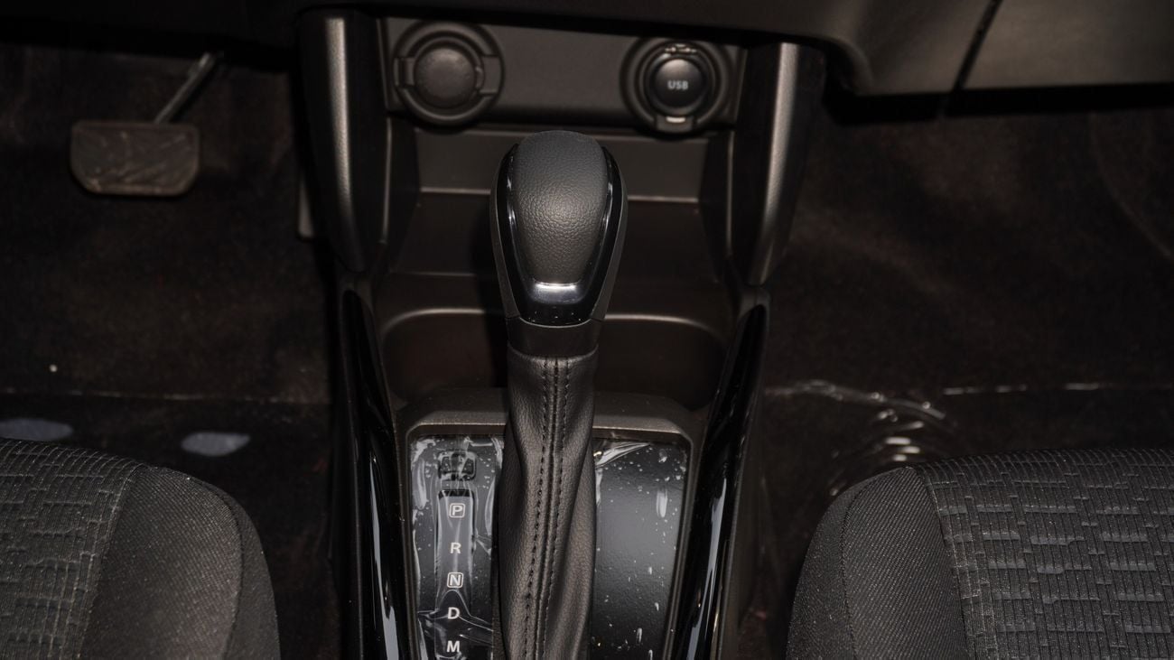 سوزوكي سويفت جديد كلياً 2026 سوزوكي سويفت GLX (N-SWI12-P-26) 1.2 لتر | Hatchback 5 مقاعد | مواصفات أفريقية | للتص