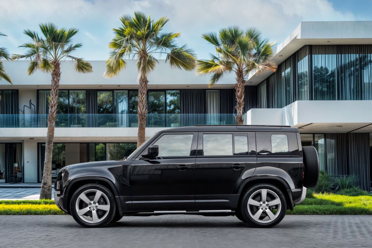 Land Rover Defender Defender P400 SE | 5,288 P.M | 0% Downpayment | AGENCY WARRANTY | ONE OWNER