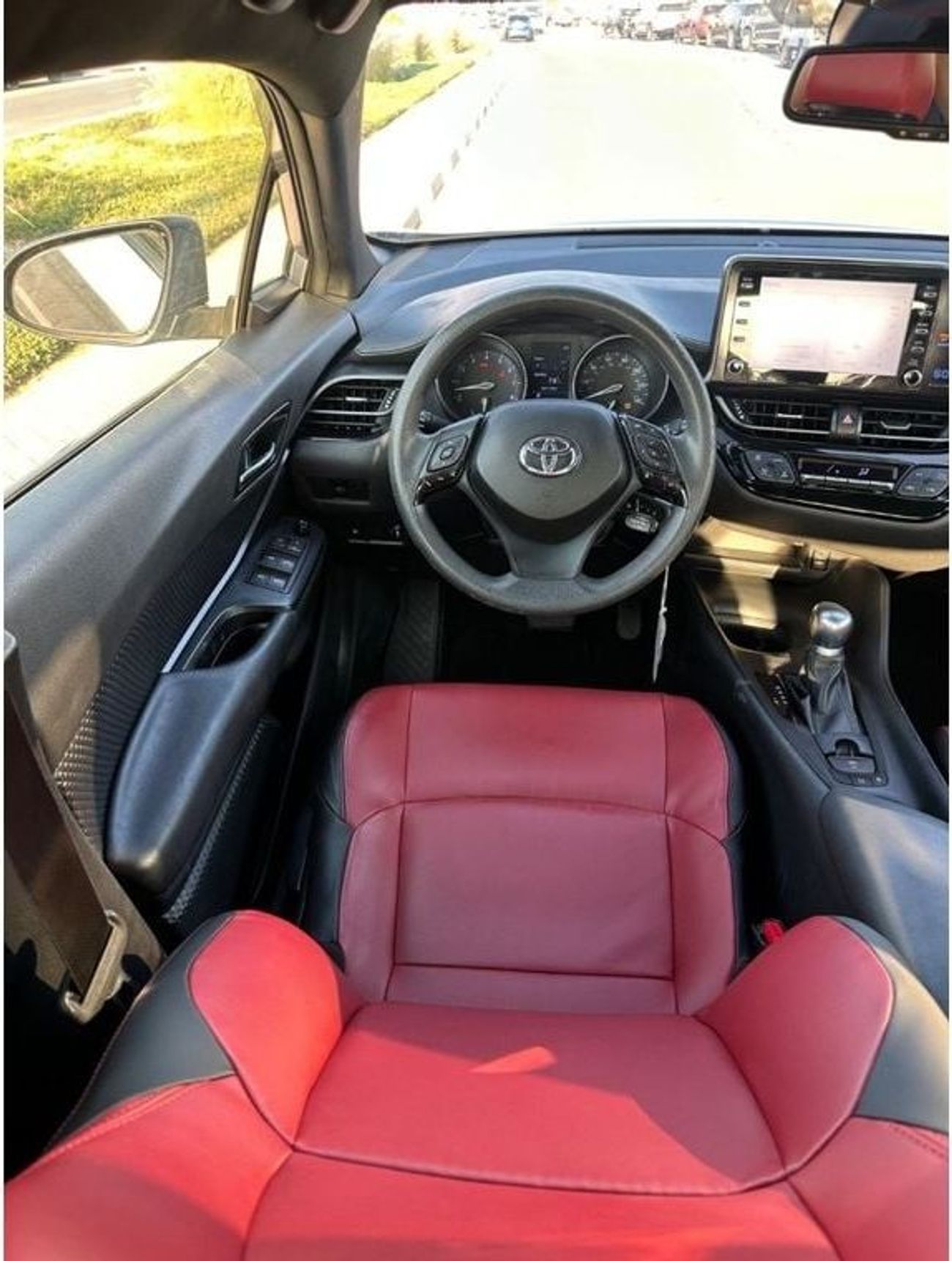 تويوتا CHR XLE