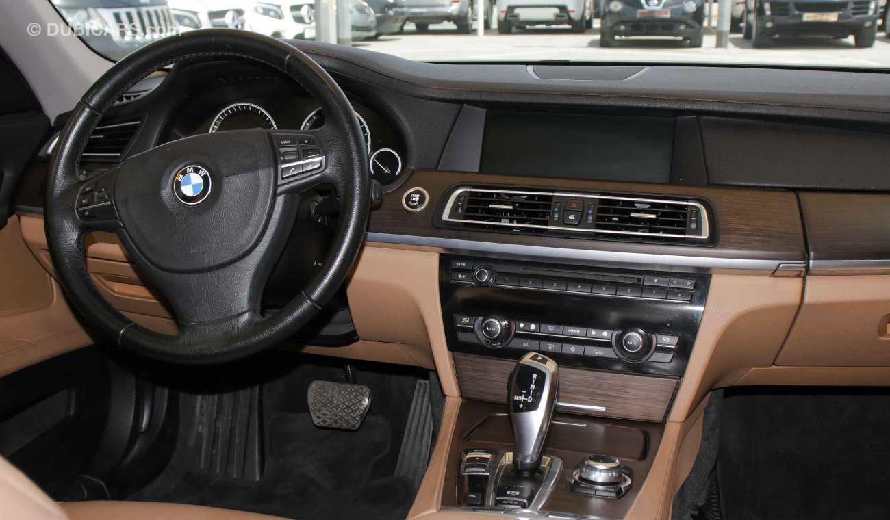 BMW 740Li Li