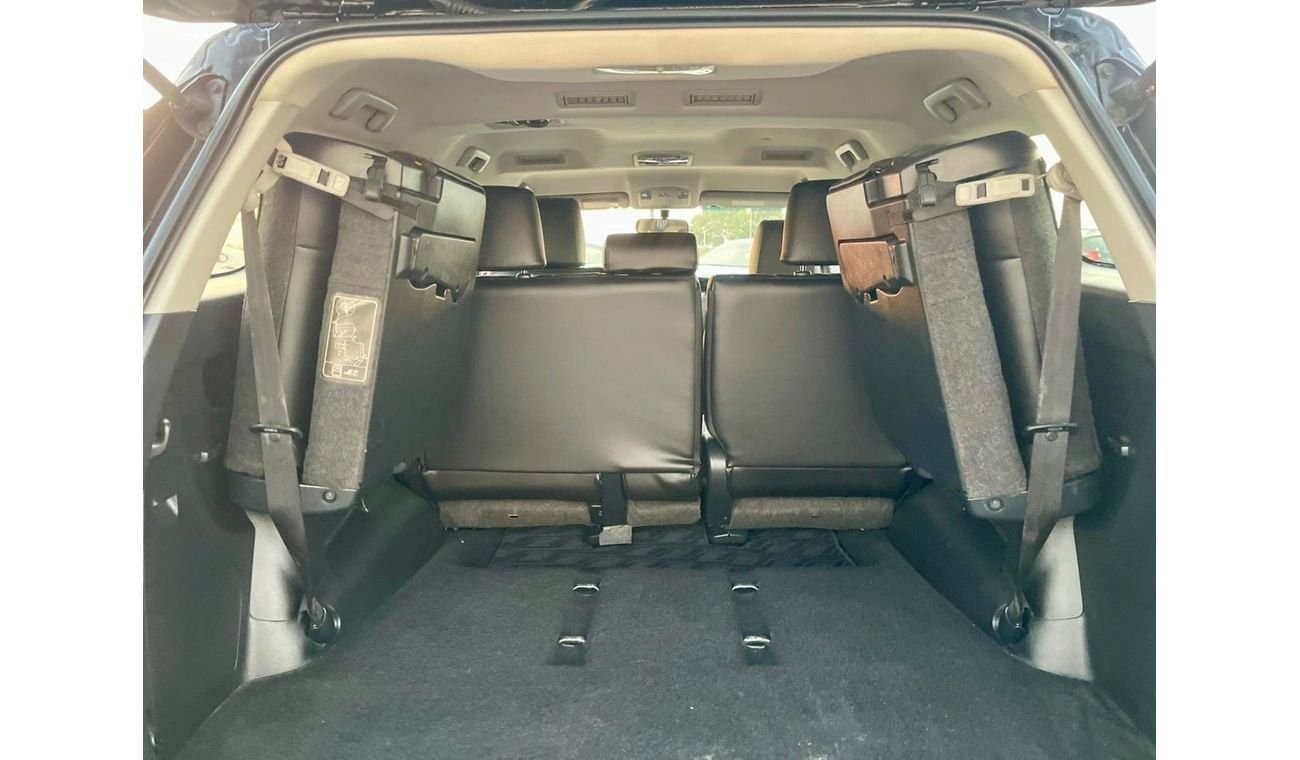 Toyota Fortuner 2016 Toyota Fortuner GX.R 4.0L V6 - AWD 4x4 - MidOption+ 7 Seater - 74,000 km