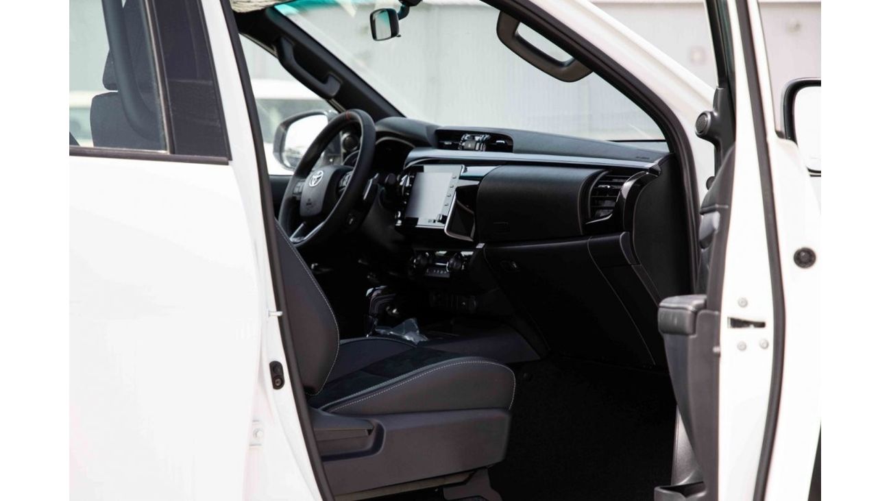 Toyota Hilux 2024 Toyota Hilux 4x4 DC 4.0 GR-S - Platinum White Pearl inside GRS