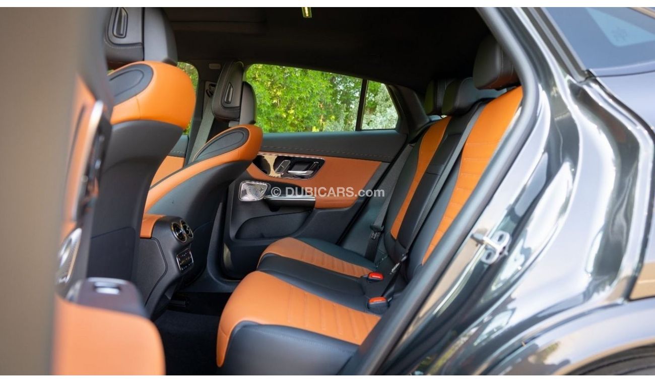 Mercedes-Benz GLC 200 2024 Premium - Coupe AMG Line 2.0L 4 MATIC - AWD - GCC with 5 Years Warranty - Book Now