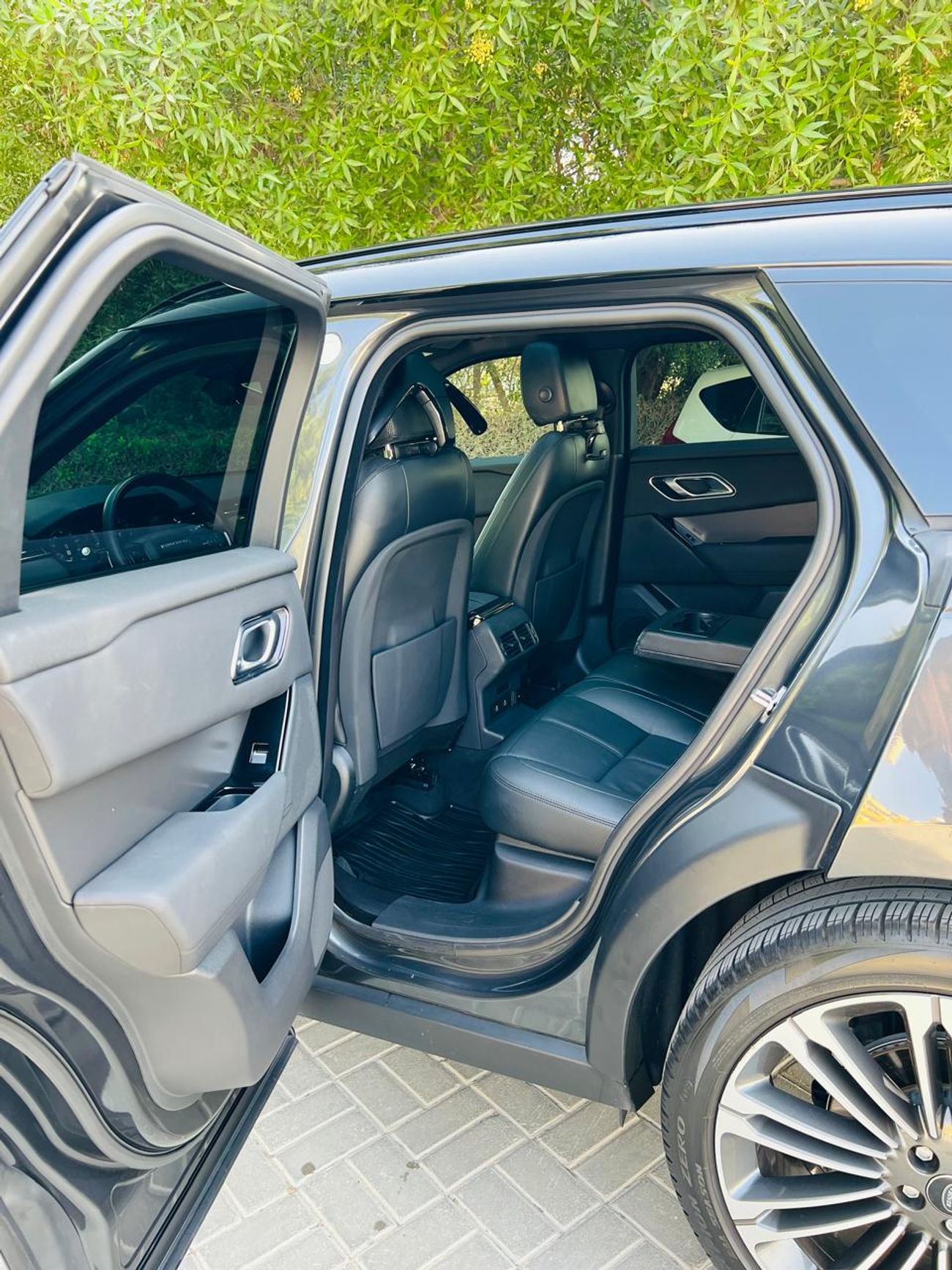 لاند روفر رينج روفر فيلار Dynamic SE P250 2.0L