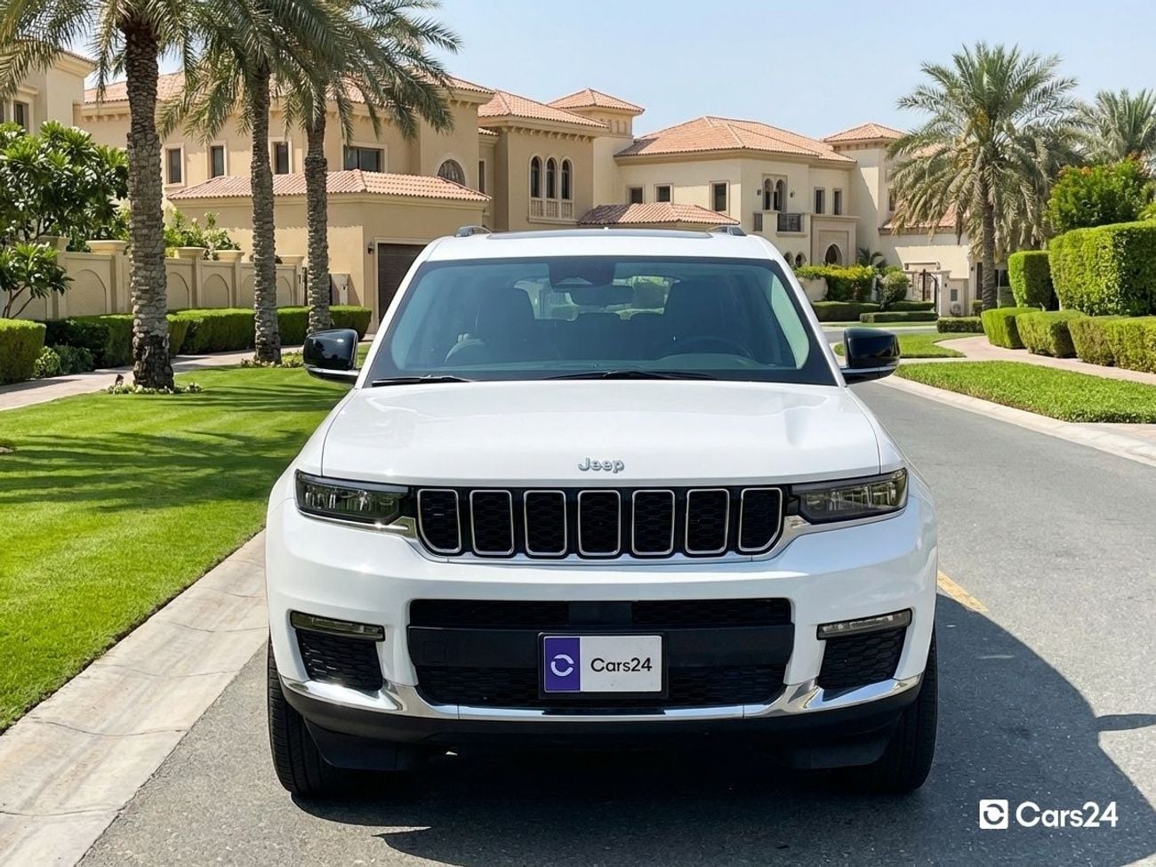 جيب جراند شيروكي 3.6L 2023 | 0 DP | 1971/Month | 30 Day Return | Service History