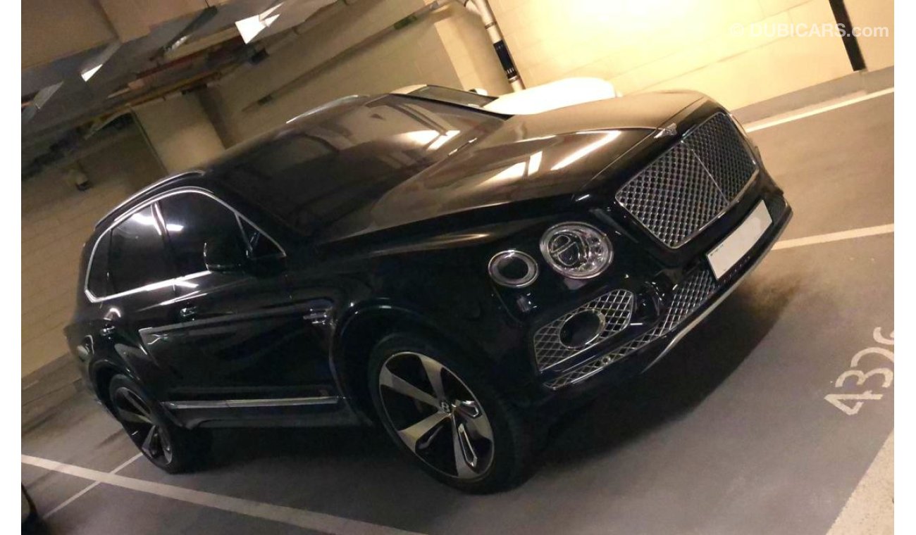 Bentley Bentayga first edition 5,000km Germany spec fully loaded under warranty