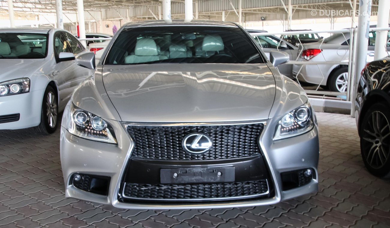 Lexus LS460 F Sport - GCC