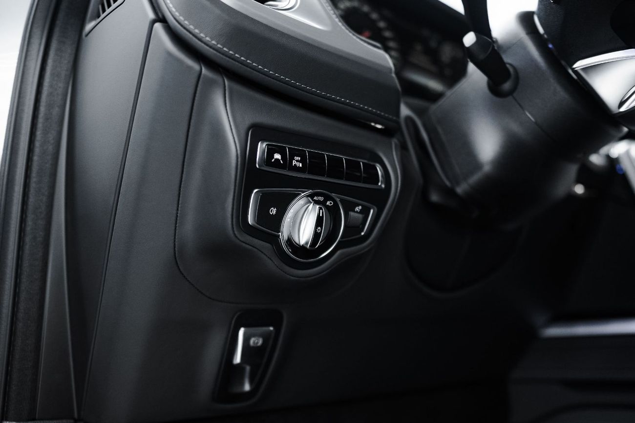 Mercedes-Benz G 63 AMG 2024 MERCEDES BENZ G63 AMG | BURMESTER 3D SURROUND SOUND | PANORAMIC SUNROOF