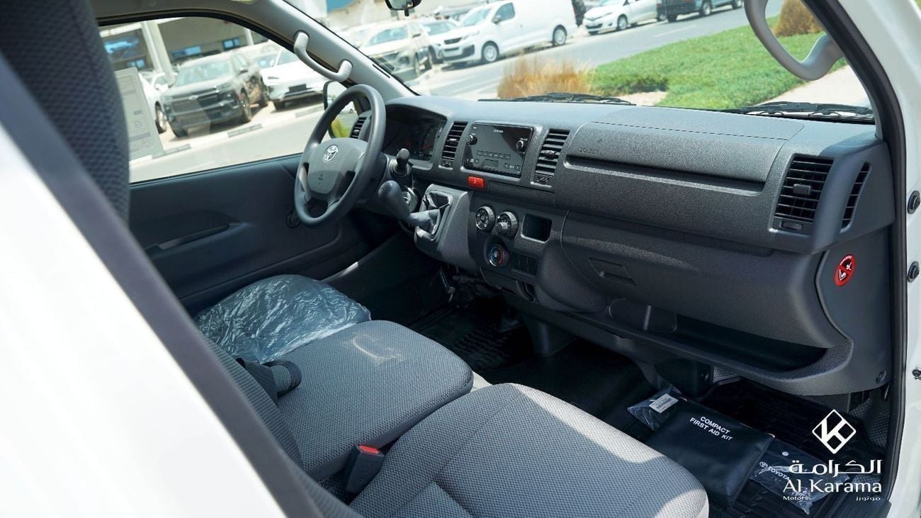 تويوتا هاياس تويوتا هايس | ٢.٧ لتر | شاحنة نقل بسقف قياسي | ناقل حركة يدوي | مواصفات خليجية