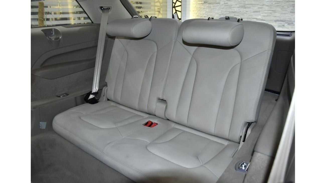 Audi Q7 EXCELLENT DEAL for our Audi Q7 S-Line 4.2L QUATTRO ( 2010 Model ) in White Color GCC Specs