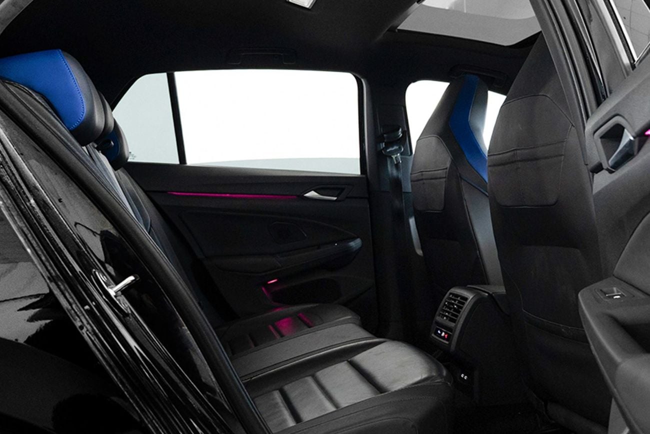 Volkswagen Golf R Base 2.0T