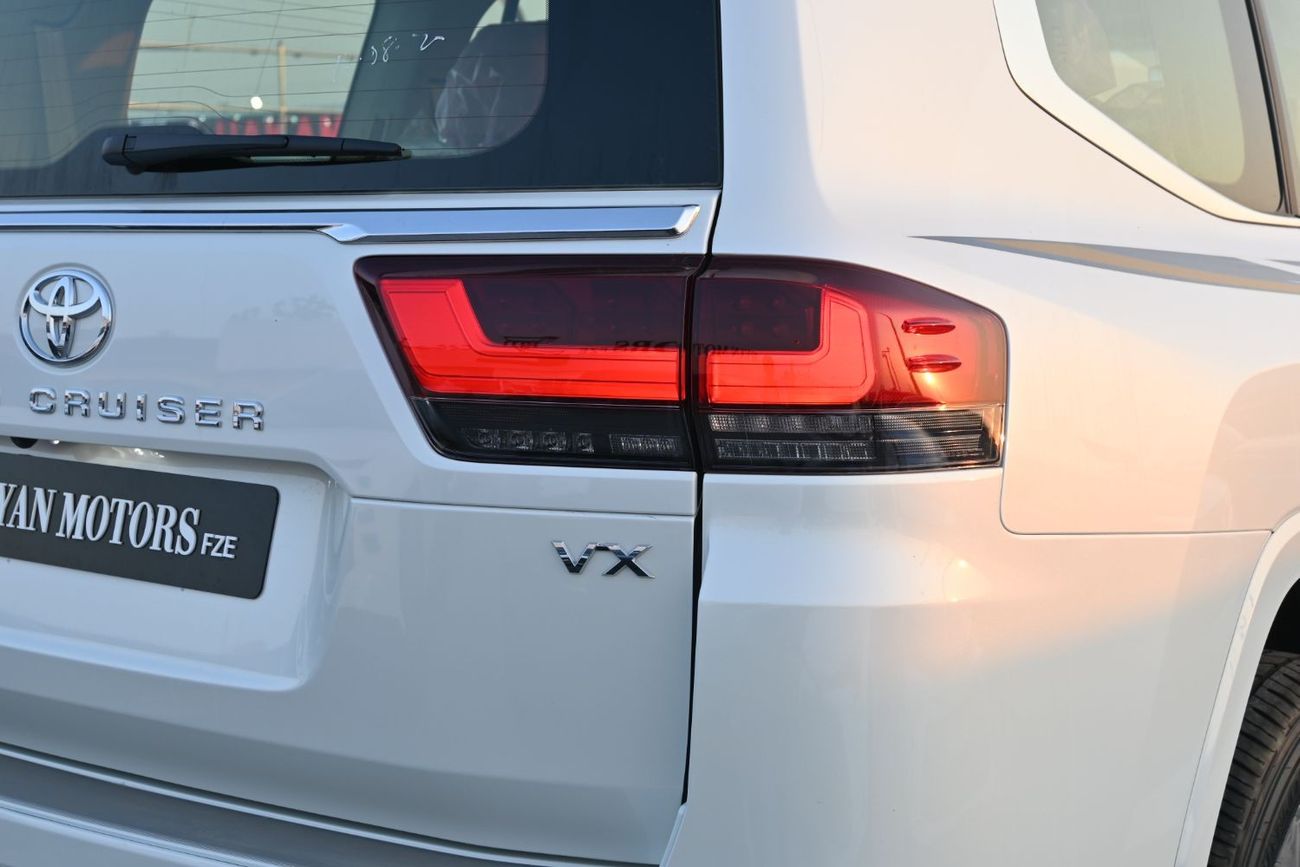 تويوتا لاند كروزر Toyota Land Cruiser VX 4.0L V6 Petrol, 4WD, Model 2024, Color White