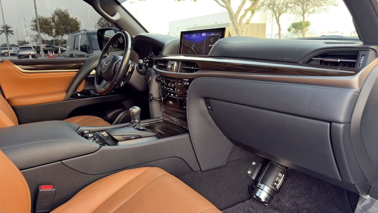 لكزس LX 570 بلاتينيوم لكزس LX 570 بلاتينيوم 2021، بمواصفات دول مجلس التعاون الخليجي