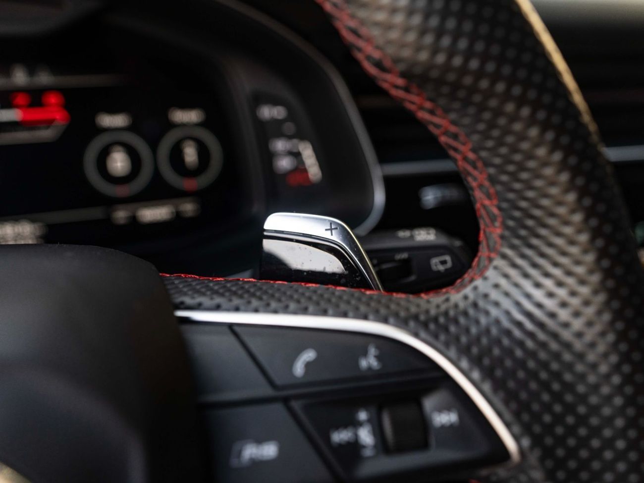 أودي RSQ8 TFSI quattro 4.0L