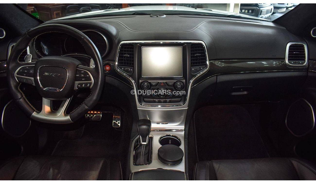 Jeep Grand Cherokee SRT