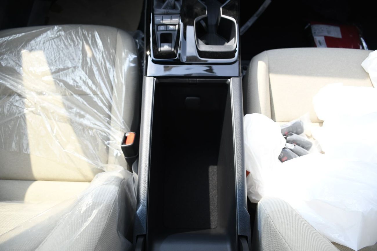 تويوتا كامري 2.5L LE HEV With Panoramic (Ready Stock)