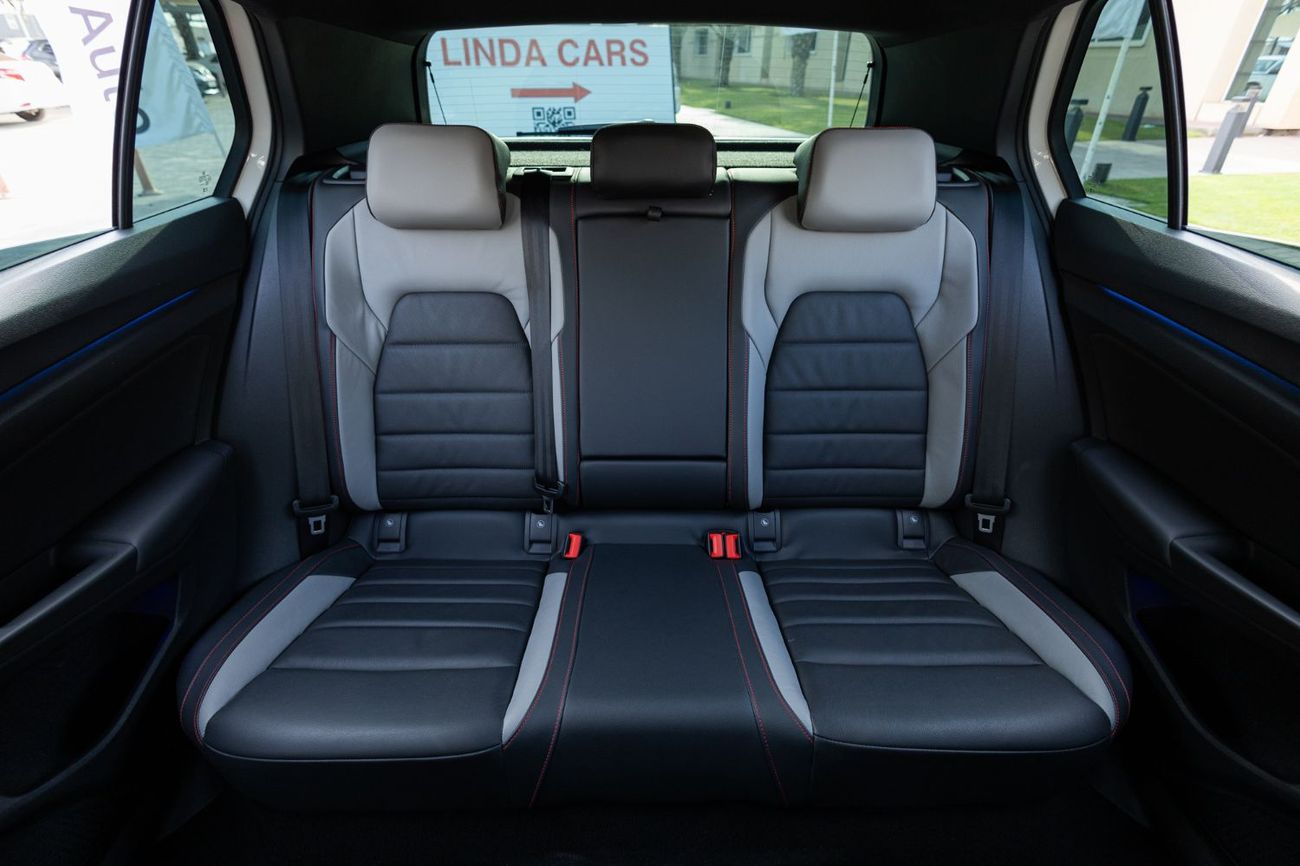 Volkswagen Golf GTI Leather 2.0L