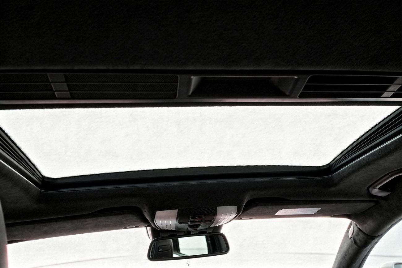 Mercedes-Benz CLS 63 AMG Mercedes Benz CLS 63 2013 – V8 Twin Turbo - GCC Specs